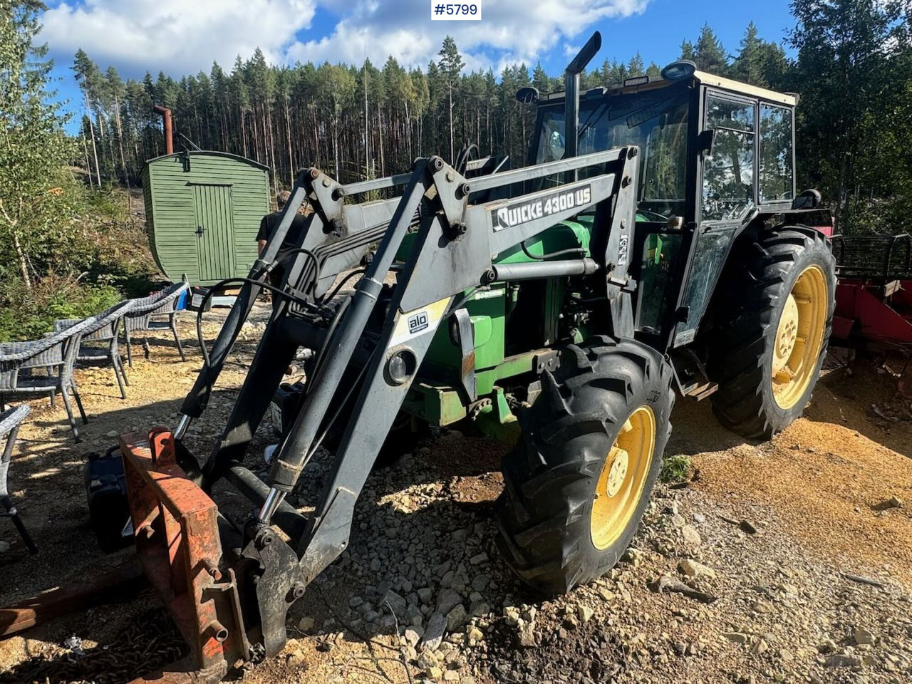 1985 John Deere 2040 4x4 w/ front loader - Traktor: obrázek 1 1985 John Deere 2040 4x4 w/ front loader - Traktor: obrázek 1