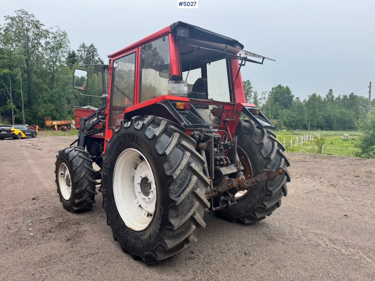 1985 Volvo Valmet 805 Turbo 4x4 w/ Front loader - Traktor: obrázek 4 1985 Volvo Valmet 805 Turbo 4x4 w/ Front loader - Traktor: obrázek 4