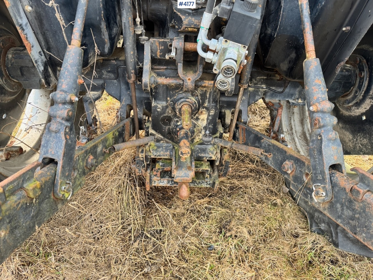 Traktor 1986 Case International 685 4x2: obrázek 14