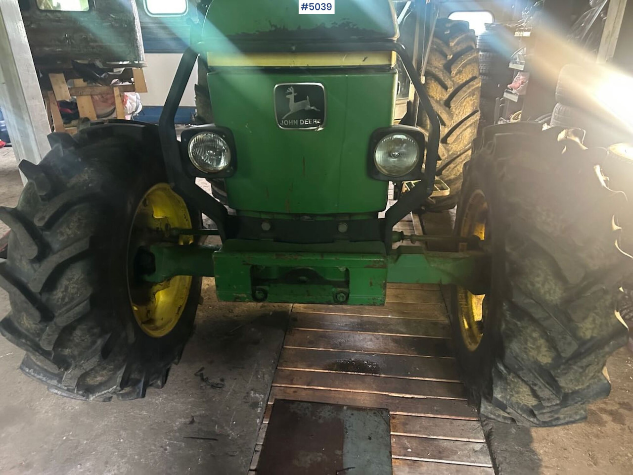 1987 John Deere 2850 Synchron w/ front loader - Traktor: obrázek 5 1987 John Deere 2850 Synchron w/ front loader - Traktor: obrázek 5