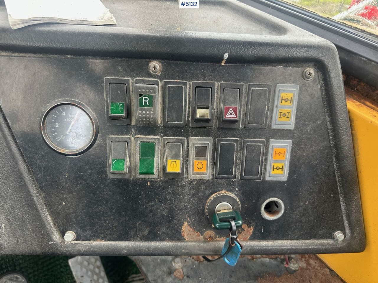 1987 Volvo A20 6x4 dump truck w/ white plates. WATCH VIDEO. leasing 1987 Volvo A20 6x4 dump truck w/ white plates. WATCH VIDEO.: obrázek 17