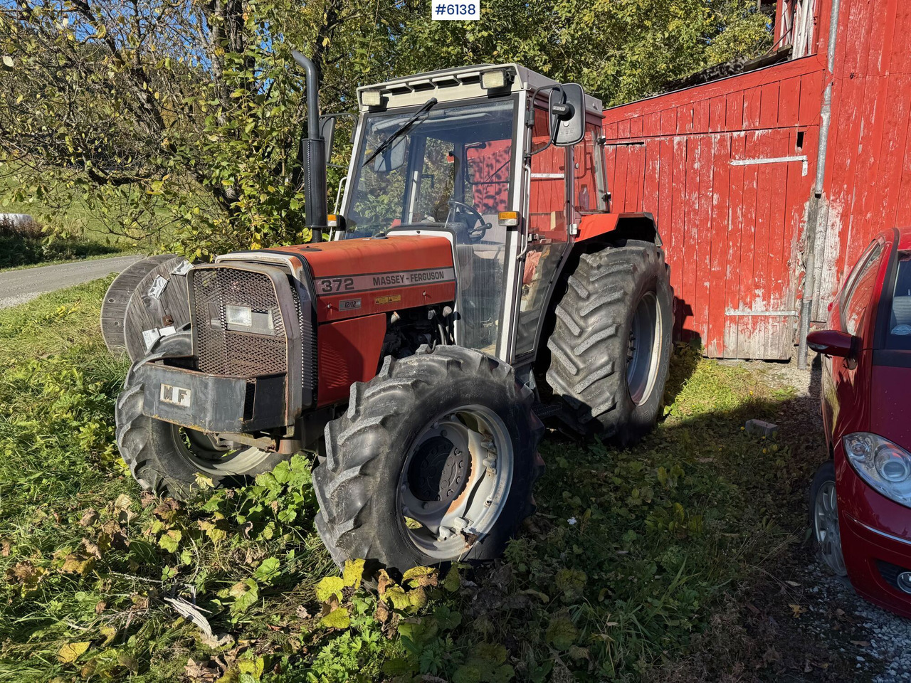 1992 Massey Ferguson 372 - Traktor: obrázek 1 1992 Massey Ferguson 372 - Traktor: obrázek 1