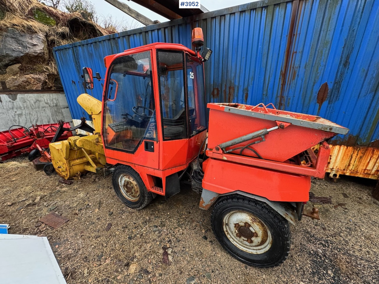 1996 Holder 240 with some equipment - Traktor: obrázek 4 1996 Holder 240 with some equipment - Traktor: obrázek 4