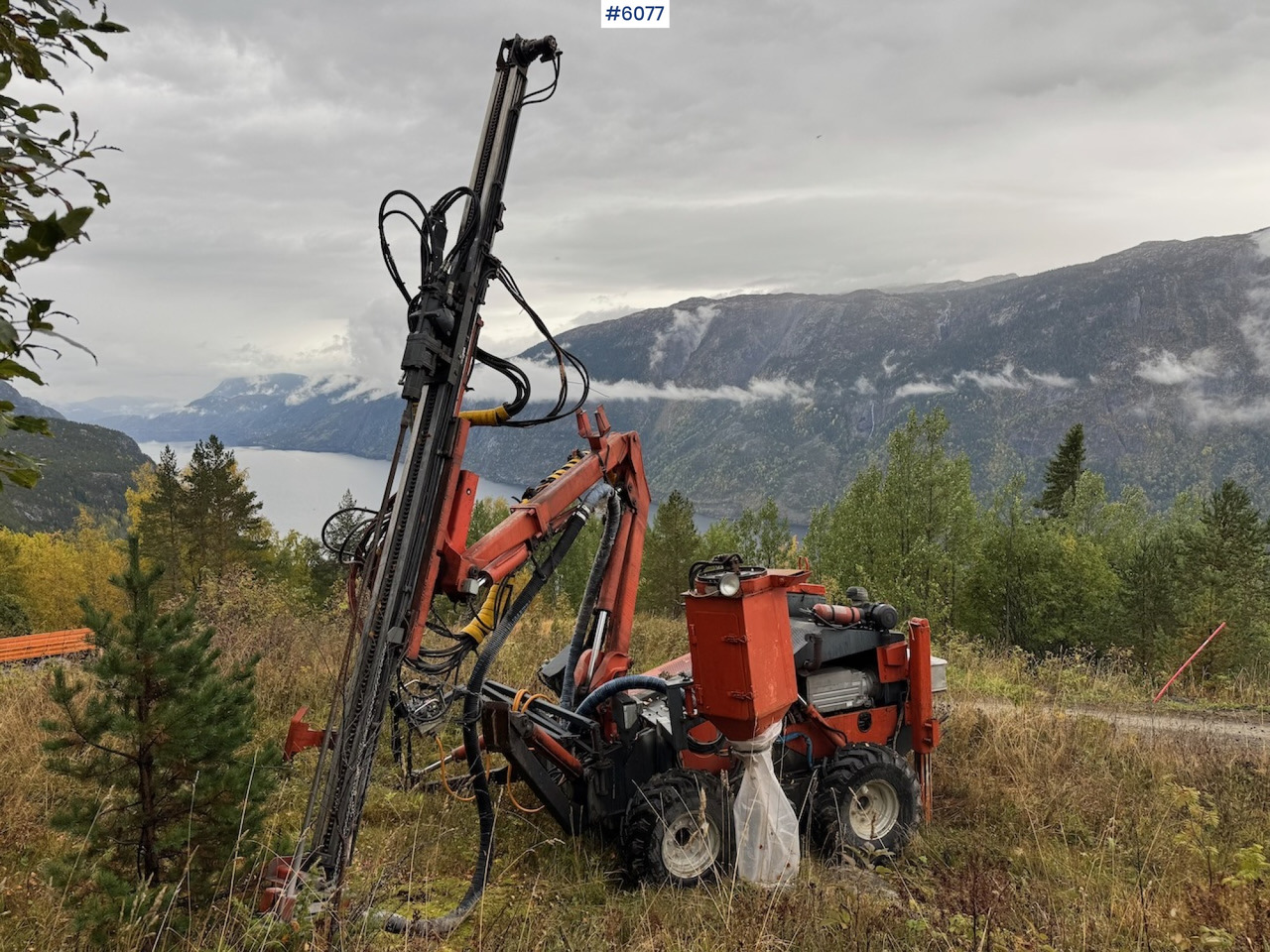 1997 Tamrock Commando 300 - Vrtná souprava: obrázek 2 1997 Tamrock Commando 300 - Vrtná souprava: obrázek 2