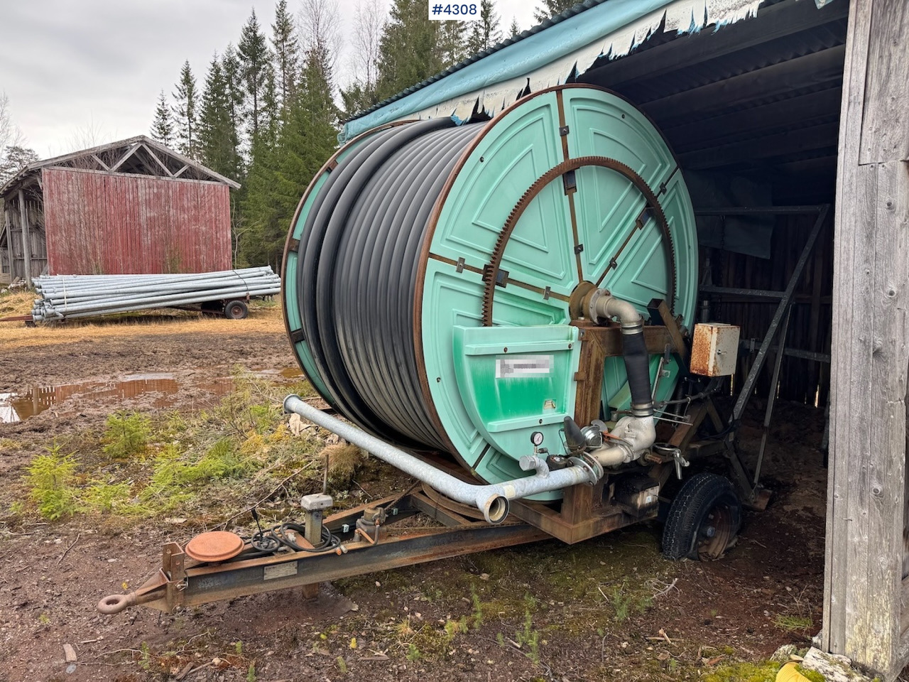 1998 Irtec vanningsvogn med rør og pumpe - Zavlažovací systém: obrázek 2 1998 Irtec vanningsvogn med rør og pumpe - Zavlažovací systém: obrázek 2