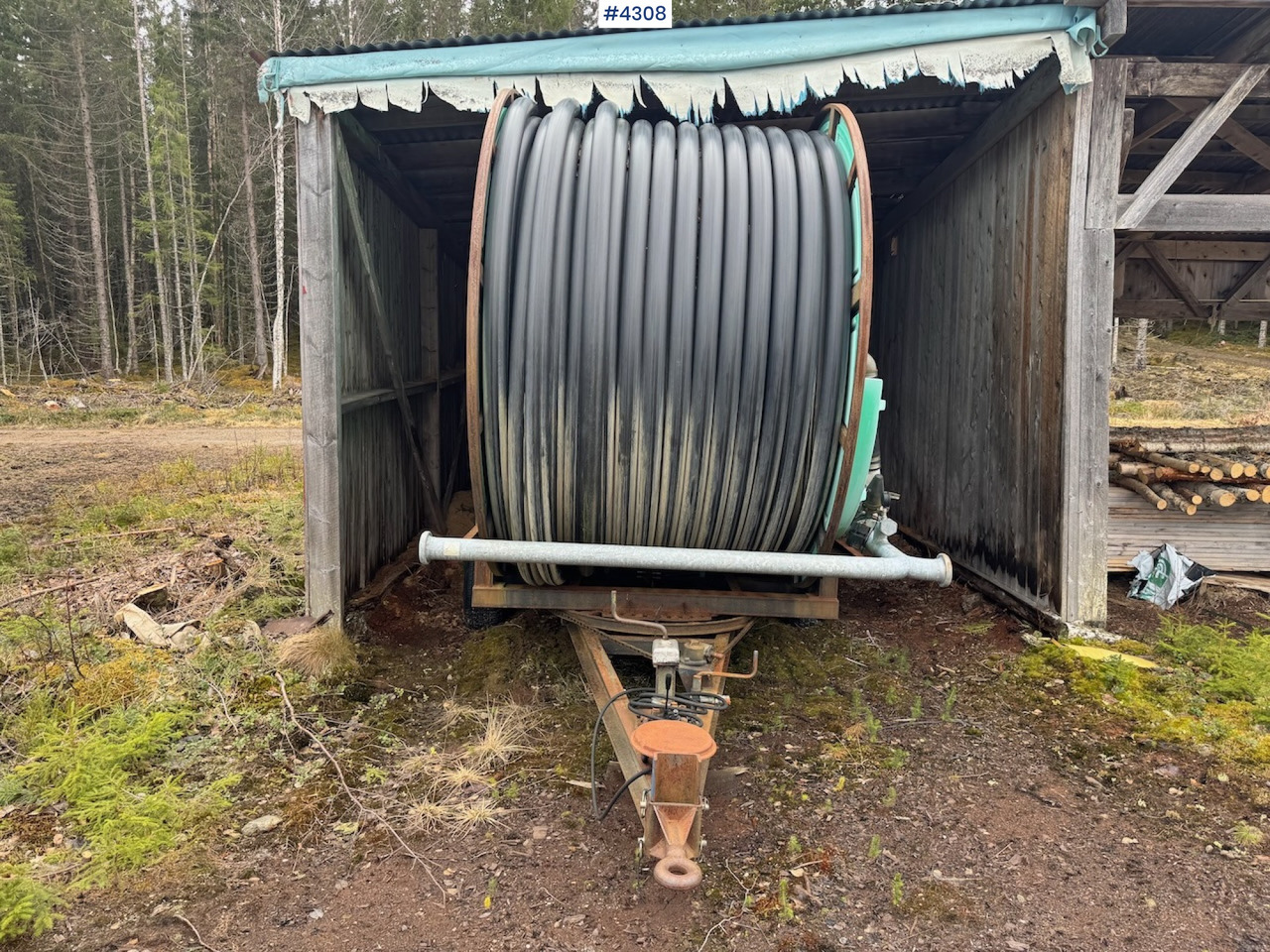 1998 Irtec vanningsvogn med rør og pumpe - Zavlažovací systém: obrázek 3 1998 Irtec vanningsvogn med rør og pumpe - Zavlažovací systém: obrázek 3