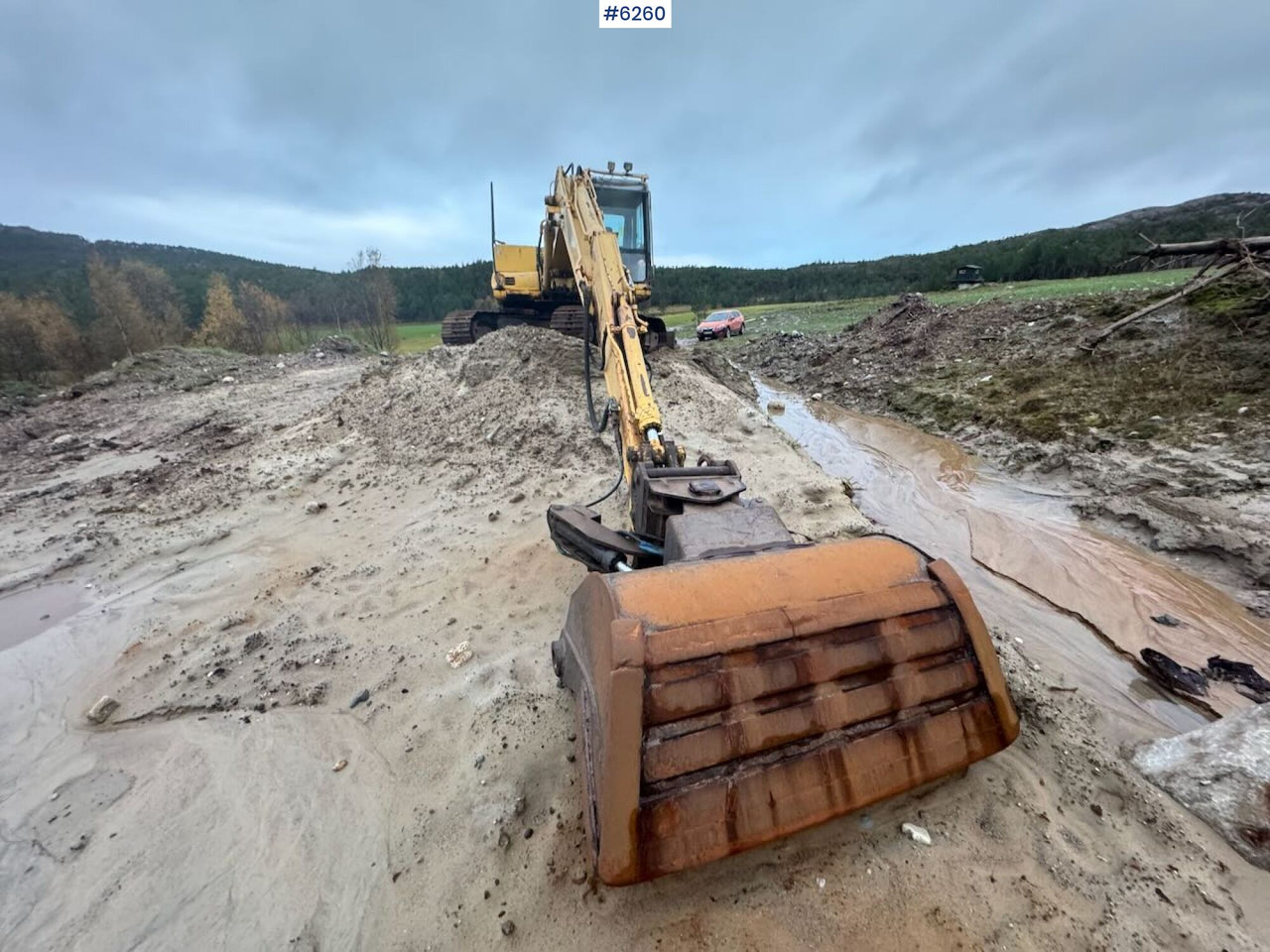 1998 Komatsu PC130-6K with Grading Bucket and Digging Bucket! - Rýpadlo: obrázek 5 1998 Komatsu PC130-6K with Grading Bucket and Digging Bucket! - Rýpadlo: obrázek 5