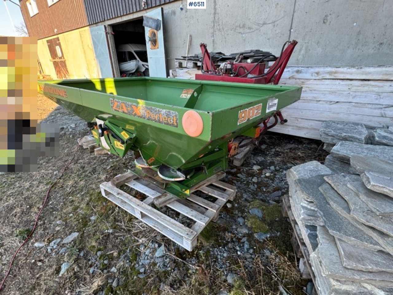 2000 Amazone ZA-X Perfect Fertilizer spreader - Rozmetadlo hnoje: obrázek 4 2000 Amazone ZA-X Perfect Fertilizer spreader - Rozmetadlo hnoje: obrázek 4