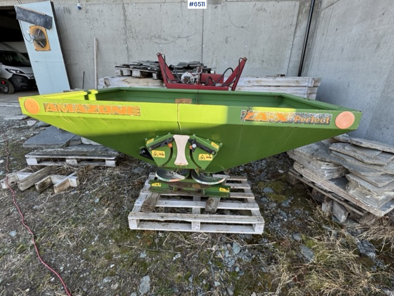 2000 Amazone ZA-X Perfect Fertilizer spreader - Rozmetadlo hnoje: obrázek 5 2000 Amazone ZA-X Perfect Fertilizer spreader - Rozmetadlo hnoje: obrázek 5
