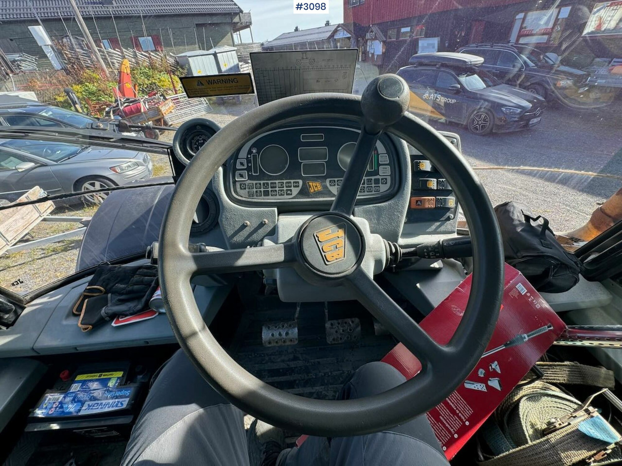 Traktor 2001 JCB Fastrac 3185 4x4. The plow rigged and two sets of tires.: obrázek 27