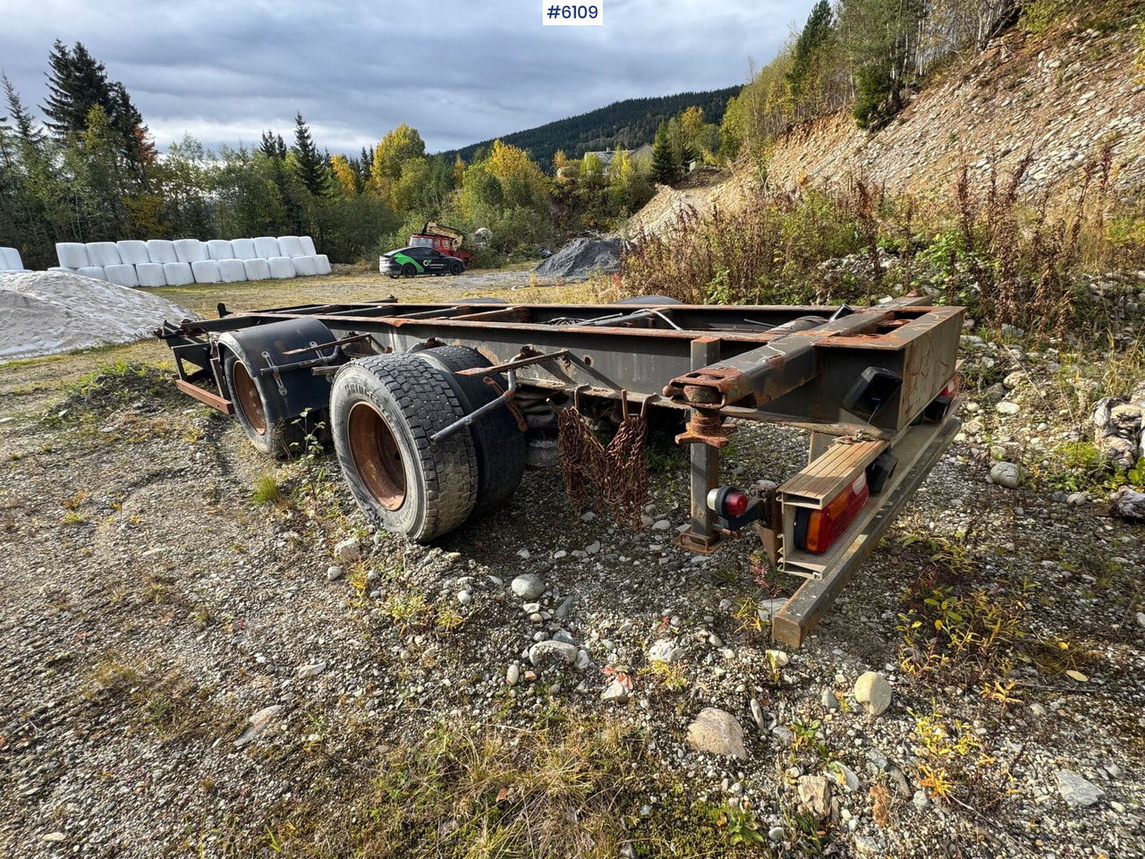 2002 Istrail container trailer. Repair object. - Podvalníkový přívěs: obrázek 5 2002 Istrail container trailer. Repair object. - Podvalníkový přívěs: obrázek 5