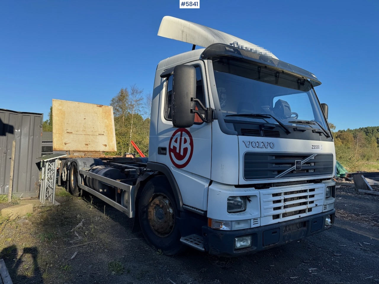 2002 Volvo FM 6x2. - Kontejnérový podvozek/ Výměnná nástavba: obrázek 4 2002 Volvo FM 6x2. - Kontejnérový podvozek/ Výměnná nástavba: obrázek 4