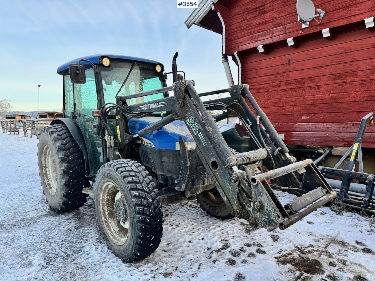 2003 New Holland TN75D 4x4 w/ Front Loader. 4000 hours! - Traktor: obrázek 2 2003 New Holland TN75D 4x4 w/ Front Loader. 4000 hours! - Traktor: obrázek 2
