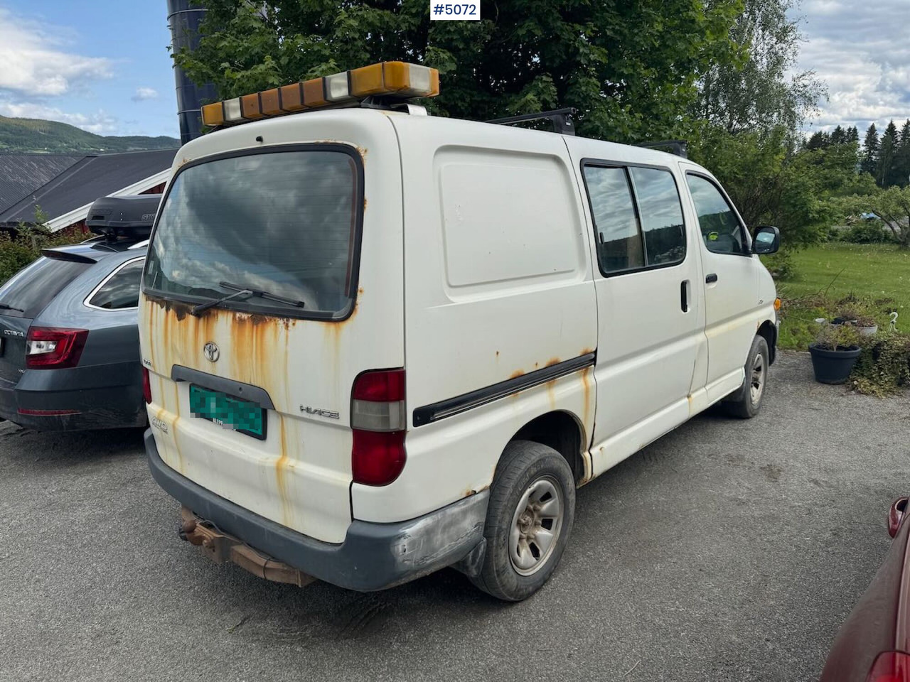 2003 Toyota Hiace 4wd - Furgon: obrázek 4 2003 Toyota Hiace 4wd - Furgon: obrázek 4