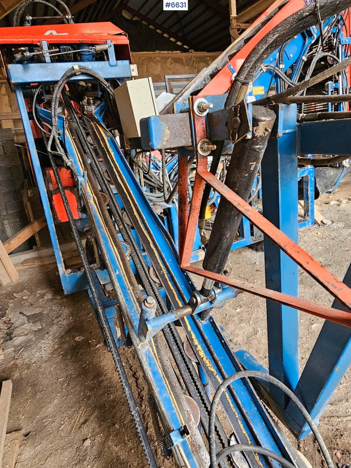 2004 ASA-LIFT Combi 1000/Stm50 Turnip harvester. - Stroj na sklizeň pícnin: obrázek 3 2004 ASA-LIFT Combi 1000/Stm50 Turnip harvester. - Stroj na sklizeň pícnin: obrázek 3