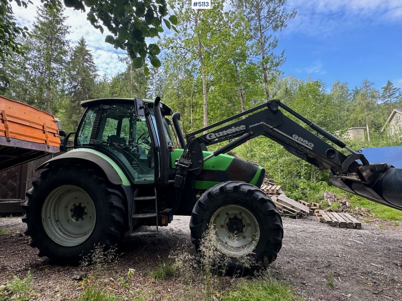 Traktor 2004 Deutz-Fahr Agrotron TTV 1130 w/ front loader: obrázek 32