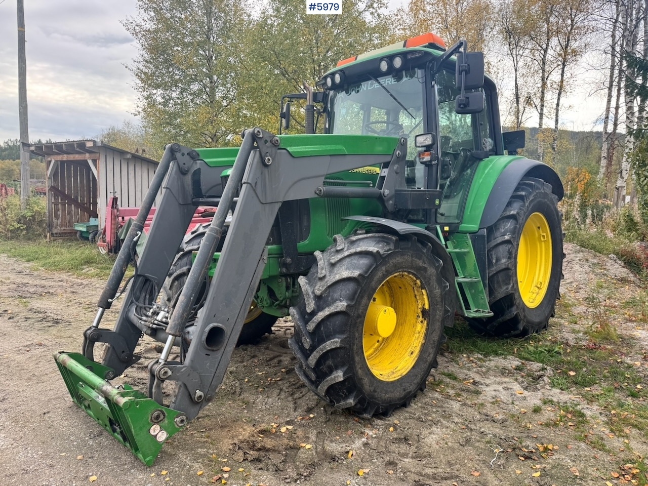 2005 John Deere 6420 with Front Loader - Traktor: obrázek 5 2005 John Deere 6420 with Front Loader - Traktor: obrázek 5