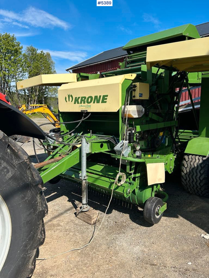 2005 Krone Combipack 1500 - Stroj na sklizeň pícnin: obrázek 2 2005 Krone Combipack 1500 - Stroj na sklizeň pícnin: obrázek 2