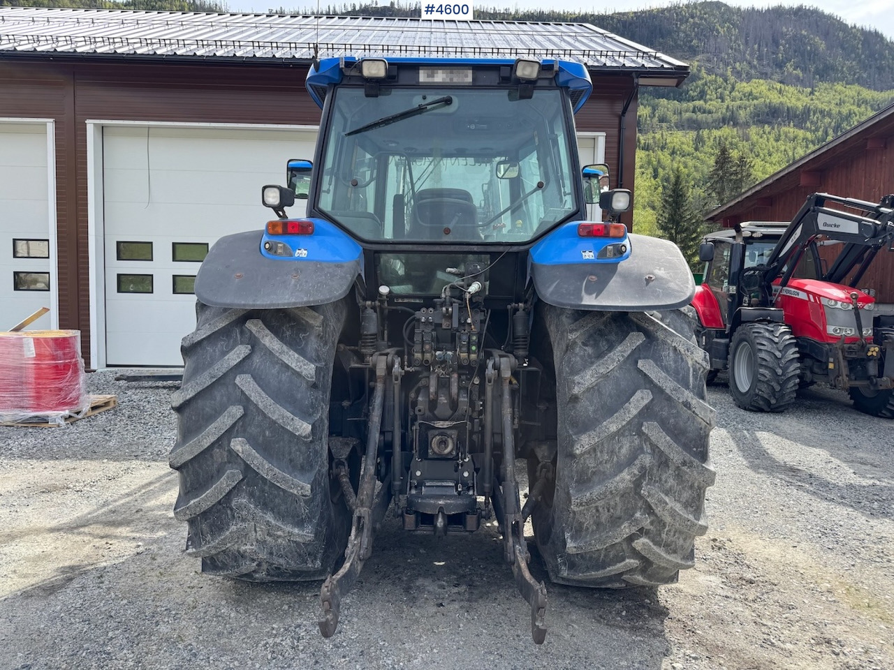 2005 New Holland TM190 w/front loader - Traktor: obrázek 4 2005 New Holland TM190 w/front loader - Traktor: obrázek 4