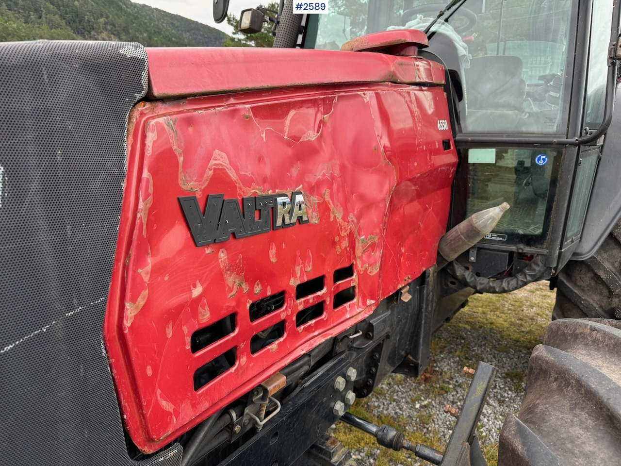 2005 Valtra 6550 Turbo with Kronos 120H 4WD B - Traktor: obrázek 2 2005 Valtra 6550 Turbo with Kronos 120H 4WD B - Traktor: obrázek 2