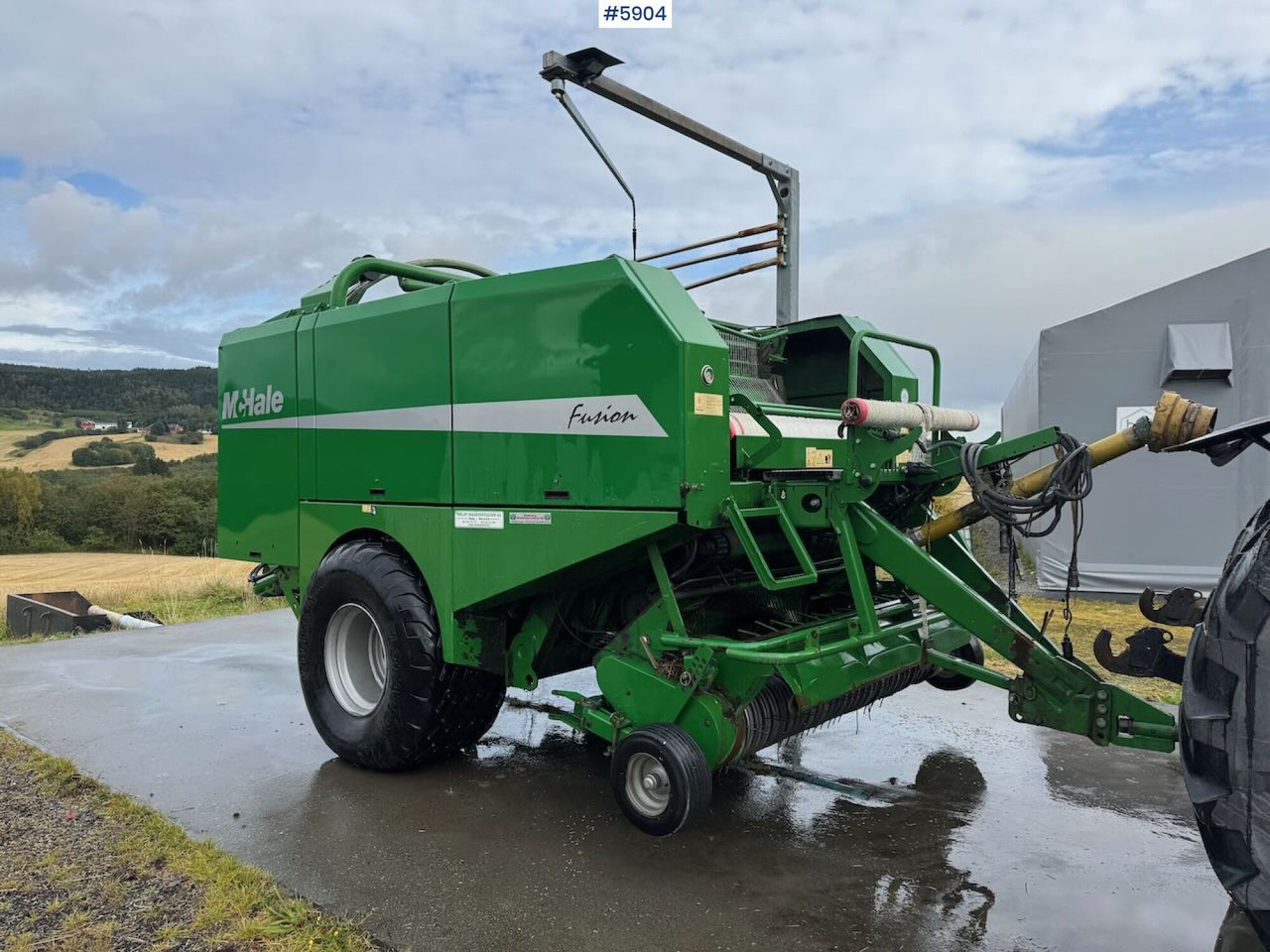 2006 McHale Fusion Kombipresse - Stroj na sklizeň pícnin: obrázek 1 2006 McHale Fusion Kombipresse - Stroj na sklizeň pícnin: obrázek 1