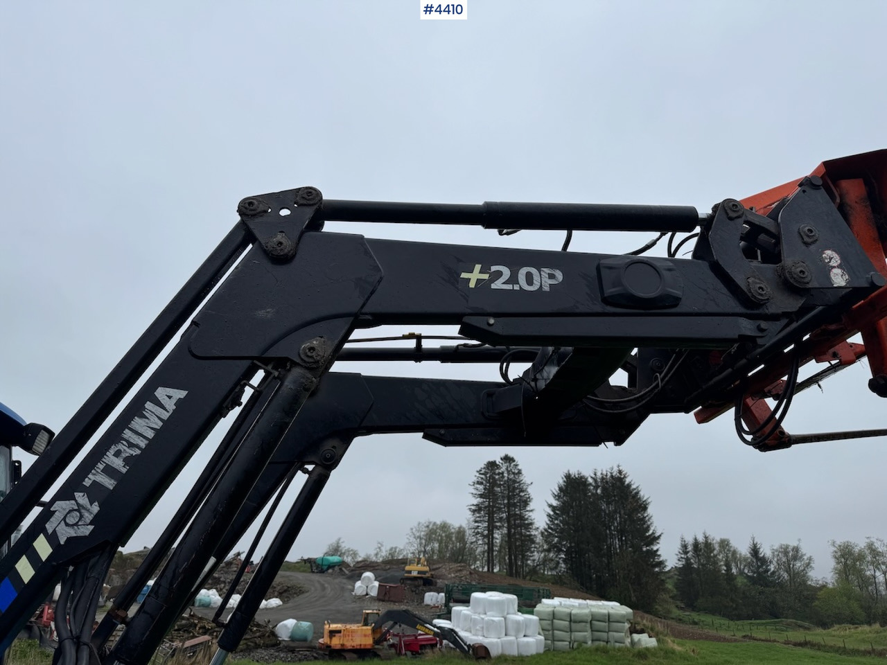 Traktor 2006 New Holland TL100 A w/Front Loader.: obrázek 12 Traktor 2006 New Holland TL100 A w/Front Loader.: obrázek 12