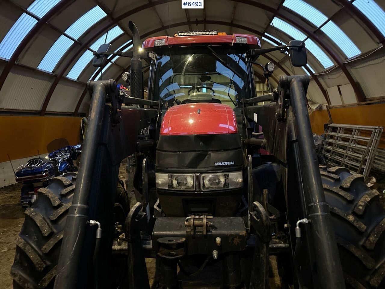 2007 CASE IH MXU 135 Pro 4x4 tractor w/ front loader. - Traktor: obrázek 4 2007 CASE IH MXU 135 Pro 4x4 tractor w/ front loader. - Traktor: obrázek 4