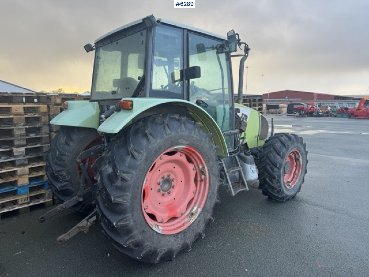 2007 Claas Celtis 466 with Stoll Front Loader – Repair Object - Traktor: obrázek 2 2007 Claas Celtis 466 with Stoll Front Loader – Repair Object - Traktor: obrázek 2