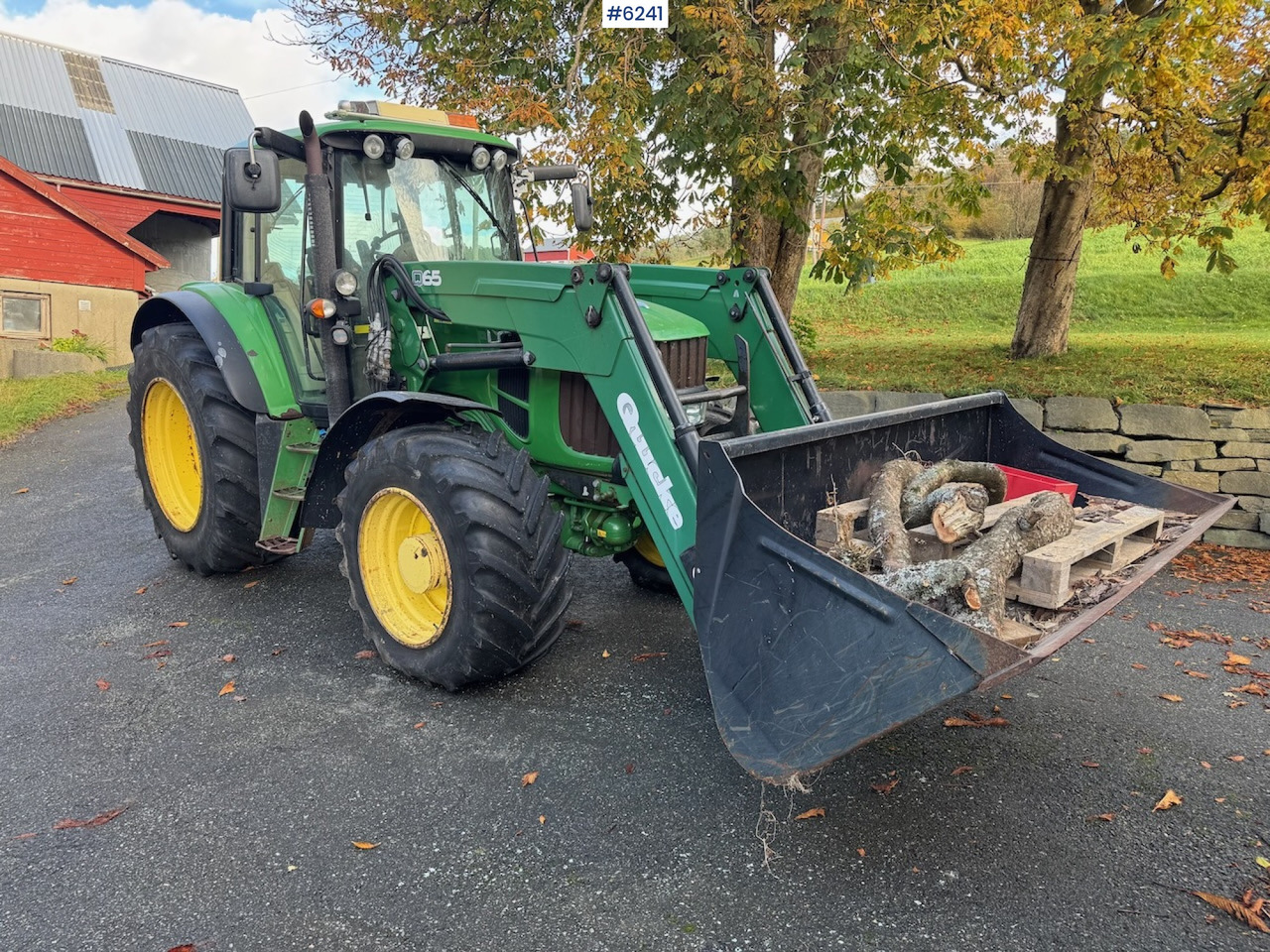 2007 John Deere 6530 w/ AutoPower and front loader. - Traktor: obrázek 1 2007 John Deere 6530 w/ AutoPower and front loader. - Traktor: obrázek 1