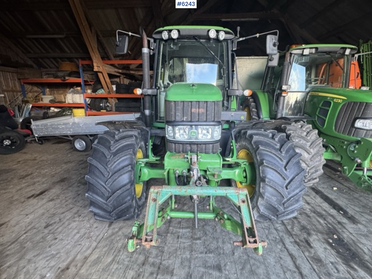 2008 John Deere 6230 Premium (114 hp) – Only 2,402 hours! - Traktor: obrázek 4 2008 John Deere 6230 Premium (114 hp) – Only 2,402 hours! - Traktor: obrázek 4