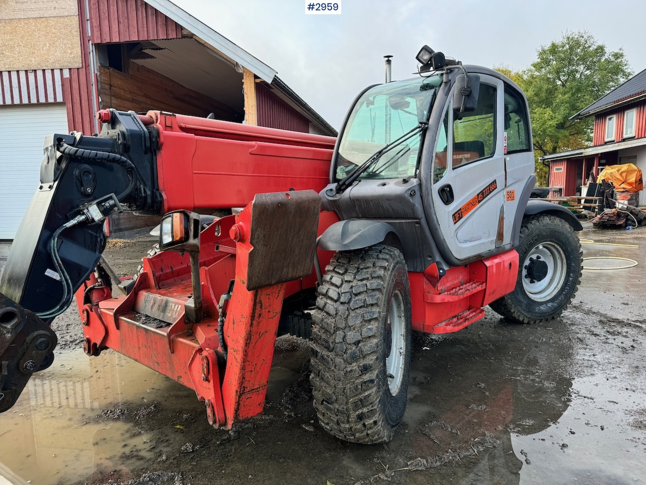 2009 Manitou MT 1440 Telescopic truck w/ Bucket, Pallet forks and Lifting jib - Traktor: obrázek 1 2009 Manitou MT 1440 Telescopic truck w/ Bucket, Pallet forks and Lifting jib - Traktor: obrázek 1