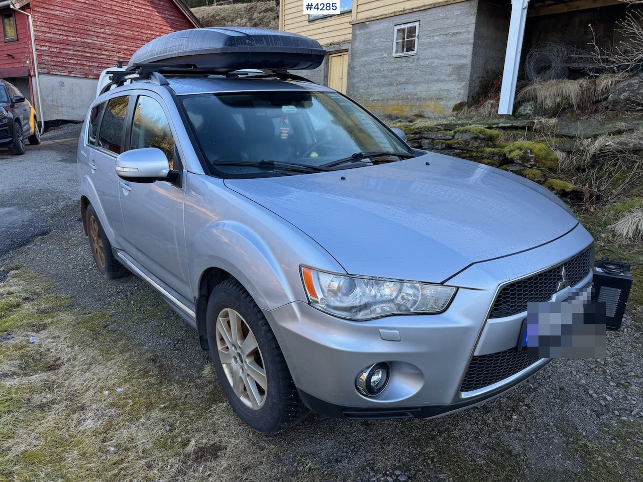 2011 Mitsubishi outlander - Osobní auto: obrázek 4 2011 Mitsubishi outlander - Osobní auto: obrázek 4