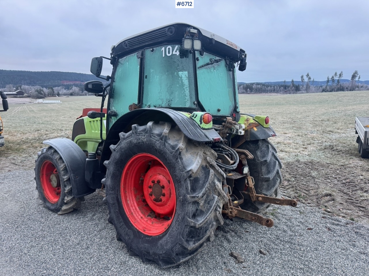 2012 Claas 220 Elios w/ Front hydraulics. 4200 hours! - Traktor: obrázek 4 2012 Claas 220 Elios w/ Front hydraulics. 4200 hours! - Traktor: obrázek 4