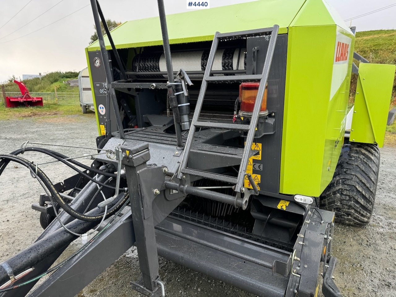 2012 Claas 375 Rollant uniwrap. Few balls - Stroj na sklizeň pícnin: obrázek 5 2012 Claas 375 Rollant uniwrap. Few balls - Stroj na sklizeň pícnin: obrázek 5