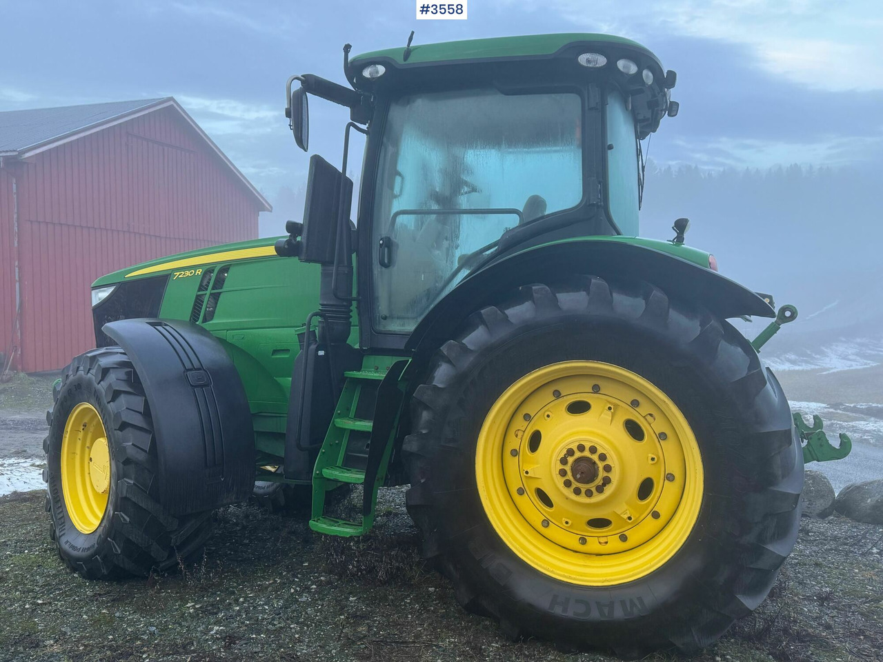 2012 John Deere 7230R w/ GPS and 3 hydraulic outlets! - Traktor: obrázek 4 2012 John Deere 7230R w/ GPS and 3 hydraulic outlets! - Traktor: obrázek 4
