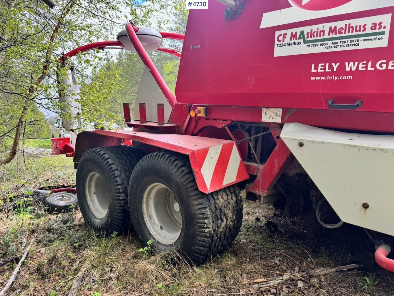 2015 Lely Welger Double Action 235 Profi - Stroj na sklizeň pícnin: obrázek 4 2015 Lely Welger Double Action 235 Profi - Stroj na sklizeň pícnin: obrázek 4