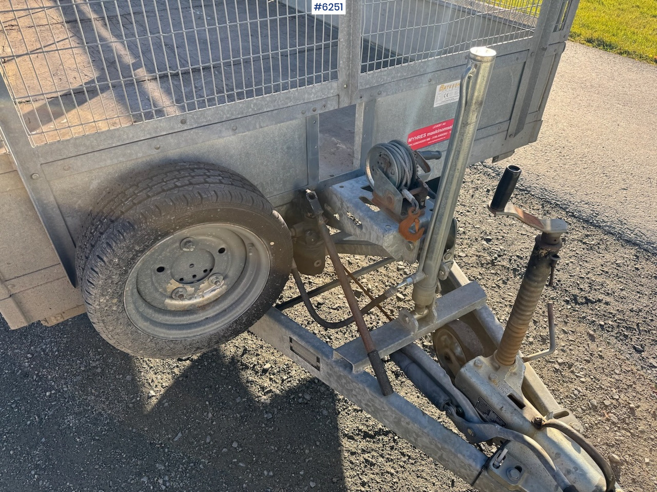 2016 Bateson PL w/ frames and tip. - Přívěsný vozík: obrázek 5 2016 Bateson PL w/ frames and tip. - Přívěsný vozík: obrázek 5