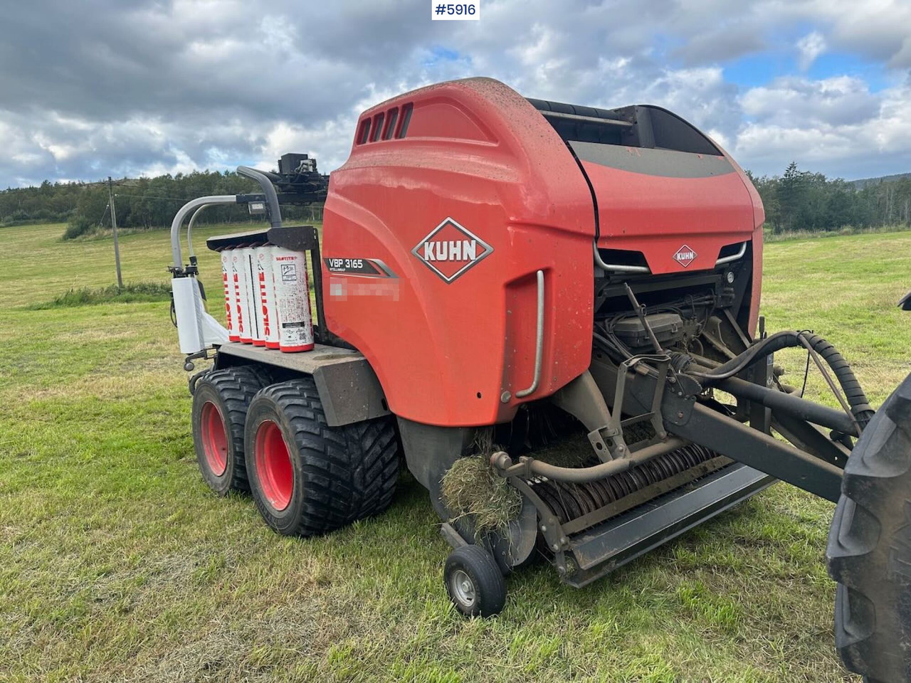 2018 Kuhn VBP 3165 Intelliwrap round baler - Stroj na sklizeň pícnin: obrázek 2 2018 Kuhn VBP 3165 Intelliwrap round baler - Stroj na sklizeň pícnin: obrázek 2
