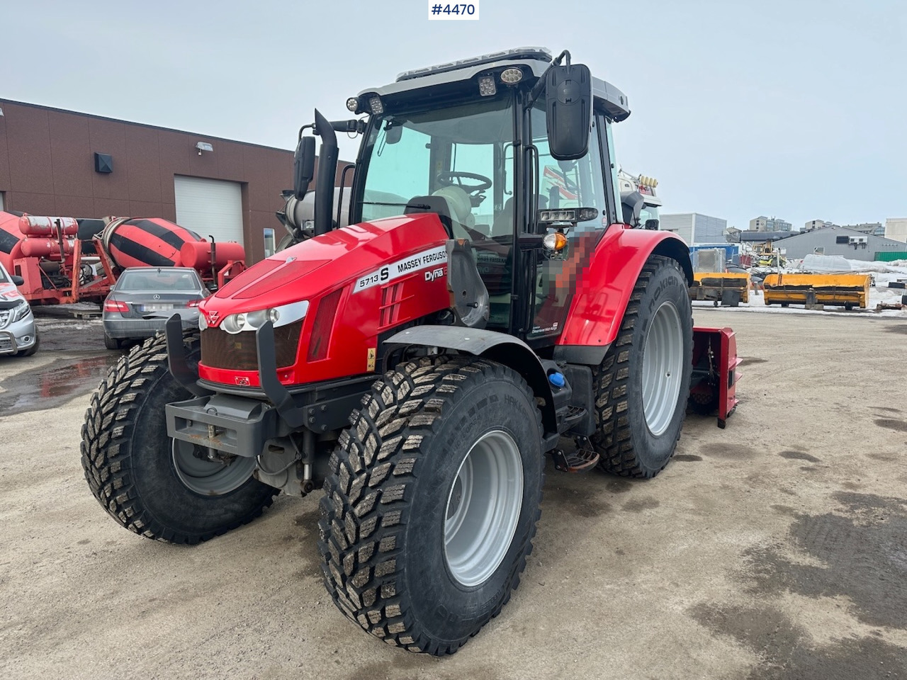2018 Massey Ferguson MF5713 S w/ 2020 Dalen snow blower - Traktor: obrázek 2 2018 Massey Ferguson MF5713 S w/ 2020 Dalen snow blower - Traktor: obrázek 2