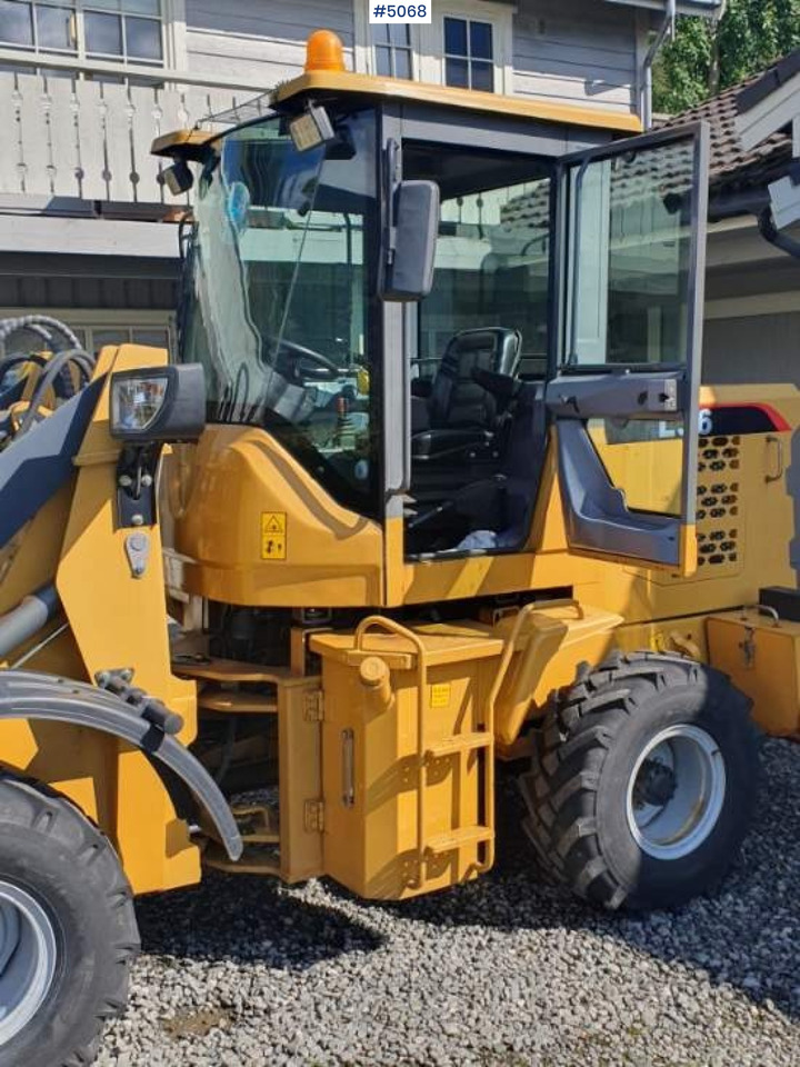Kolový nakladač 2020 PowerTrack L36: obrázek 10