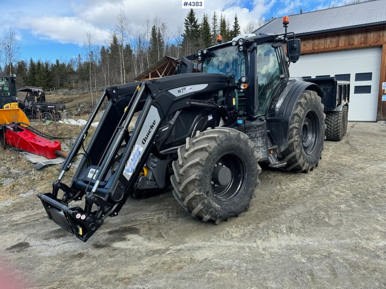 Traktor 2021 Valtra T234 Versu w/ Quicke Q7 Front Loader: obrázek 12