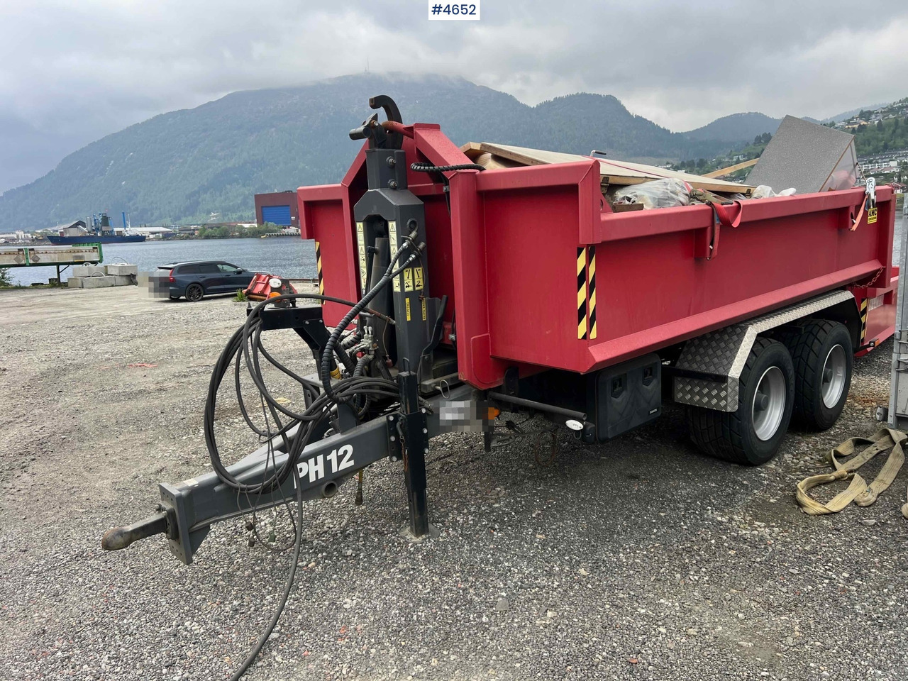 2022 Metaltech PH-12 hook trailer for tractor w/ 2 hook boxes - Zemědělský sklápěcí přívěs: obrázek 2 2022 Metaltech PH-12 hook trailer for tractor w/ 2 hook boxes - Zemědělský sklápěcí přívěs: obrázek 2