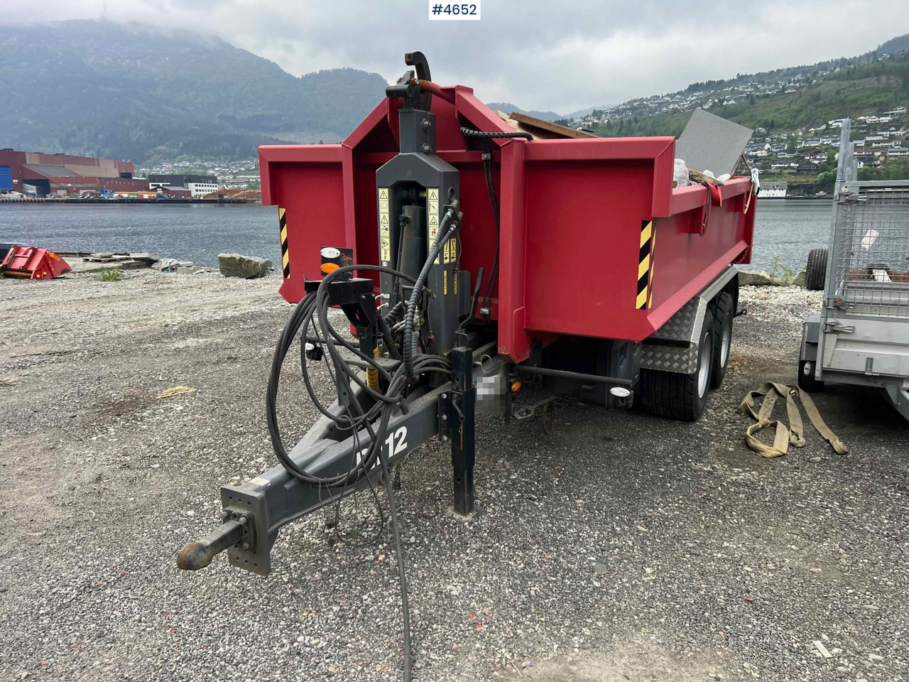 2022 Metaltech PH-12 hook trailer for tractor w/ 2 hook boxes - Zemědělský sklápěcí přívěs: obrázek 4 2022 Metaltech PH-12 hook trailer for tractor w/ 2 hook boxes - Zemědělský sklápěcí přívěs: obrázek 4