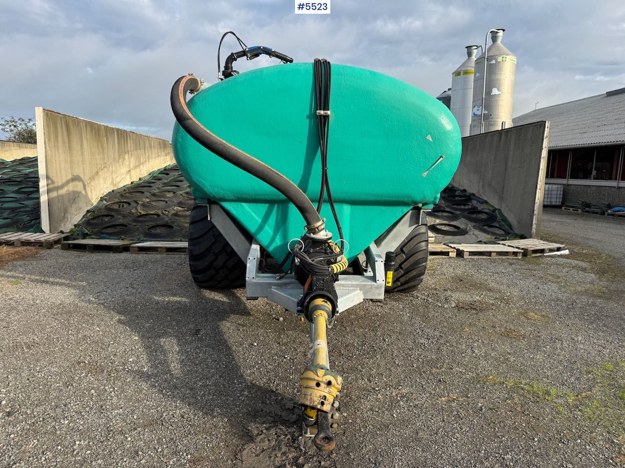 2023 Moi Doff x11 - Fekální cisterna: obrázek 3 2023 Moi Doff x11 - Fekální cisterna: obrázek 3