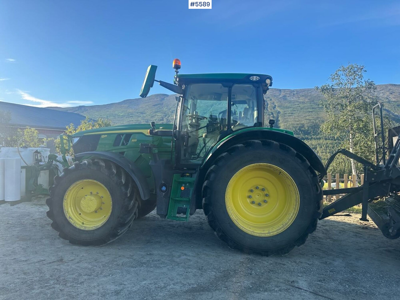 Traktor 2024 John Deere 6R 185 4x4 tractor w/ front loader, GPS and winter tires. WATCH VIDEO: obrázek 5