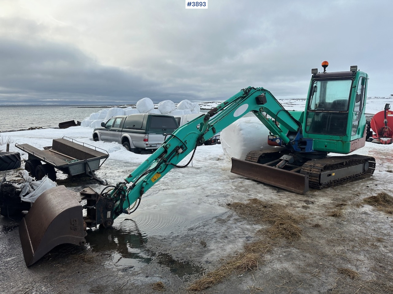 22003 IHI 45N excavator w/ 3 buckets - Rýpadlo: obrázek 2 22003 IHI 45N excavator w/ 3 buckets - Rýpadlo: obrázek 2