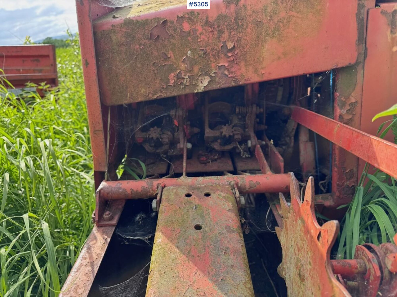 Deutz Fahr HD 300 Square baller - Stroj na sklizeň pícnin: obrázek 5 Deutz Fahr HD 300 Square baller - Stroj na sklizeň pícnin: obrázek 5