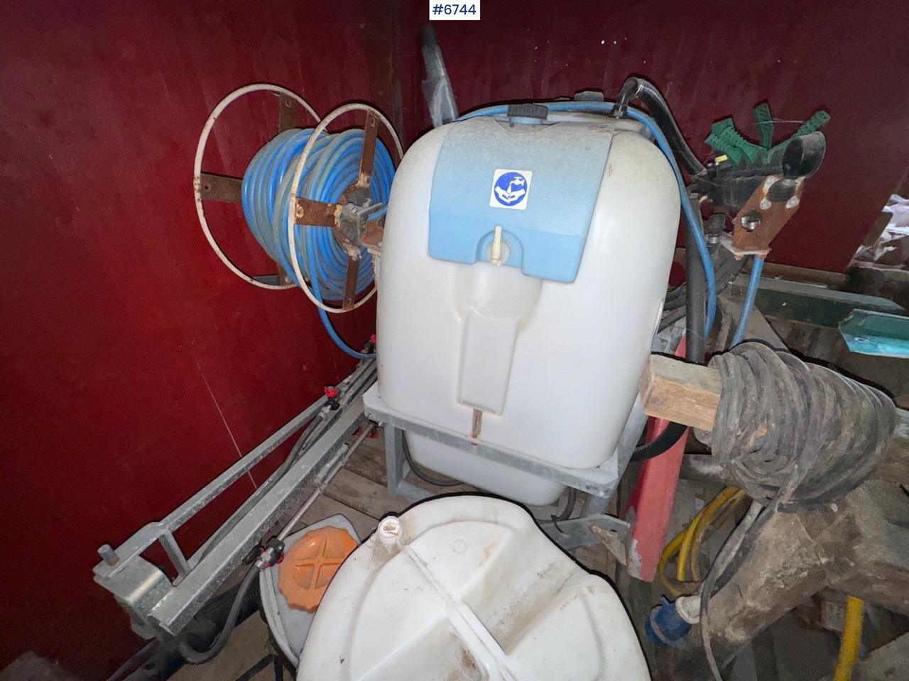 Field sprayer 8 meters - Postřikovač: obrázek 4 Field sprayer 8 meters - Postřikovač: obrázek 4