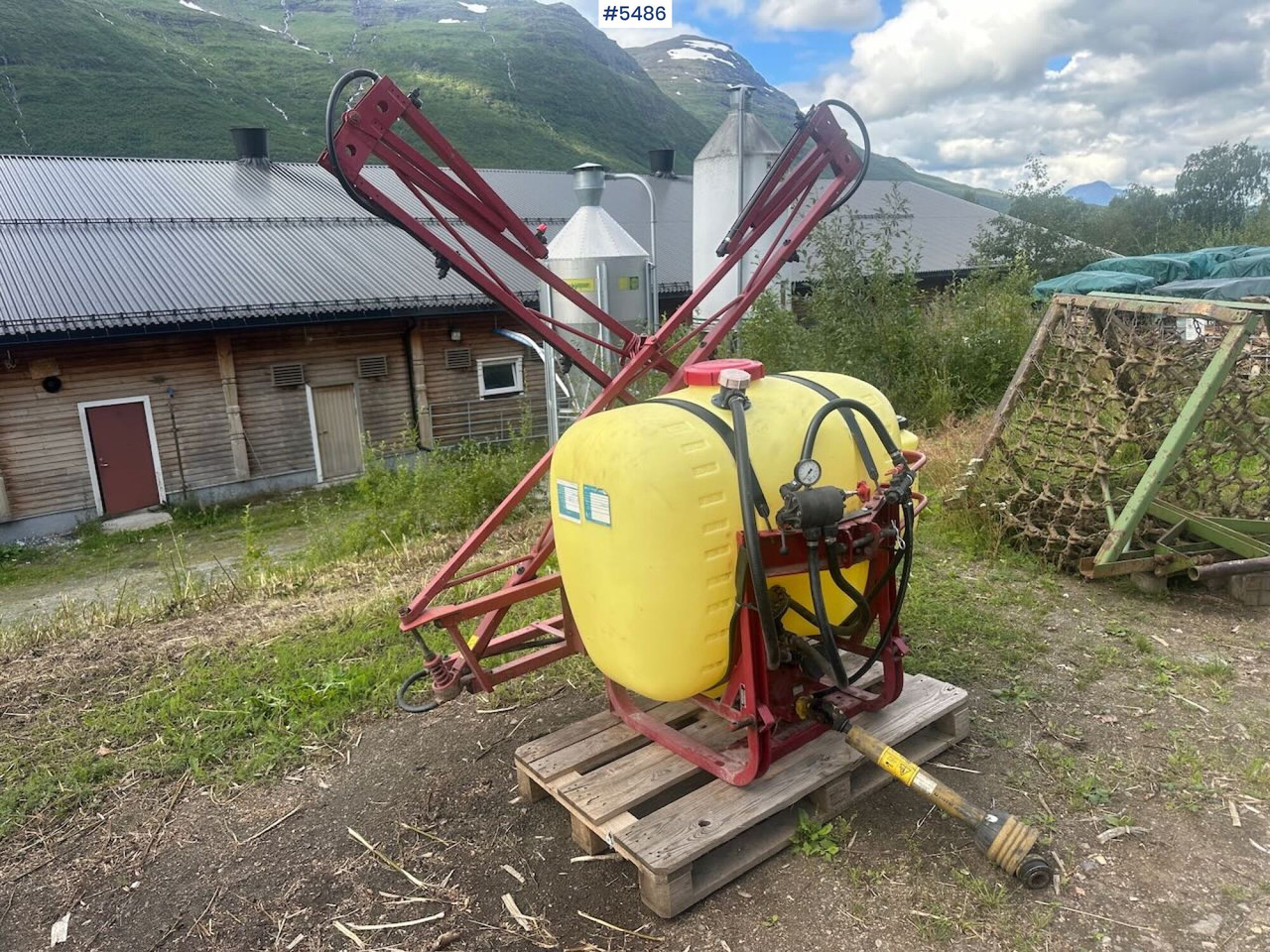 HARDI Field sprayer 8 meters. - Postřikovač: obrázek 1 HARDI Field sprayer 8 meters. - Postřikovač: obrázek 1