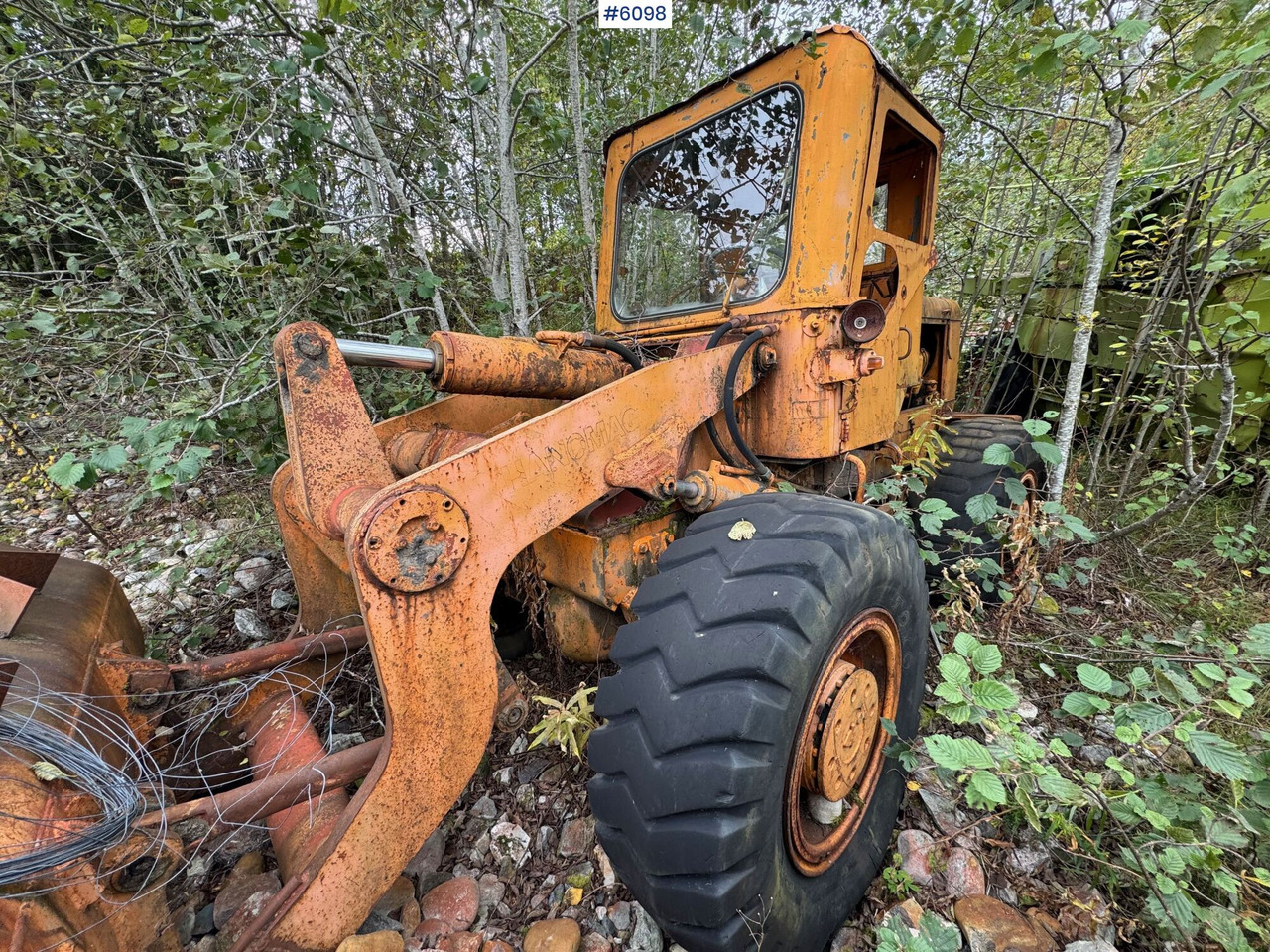 Hanomag wheel loader with bucket – repair object - Kolový nakladač: obrázek 3 Hanomag wheel loader with bucket – repair object - Kolový nakladač: obrázek 3